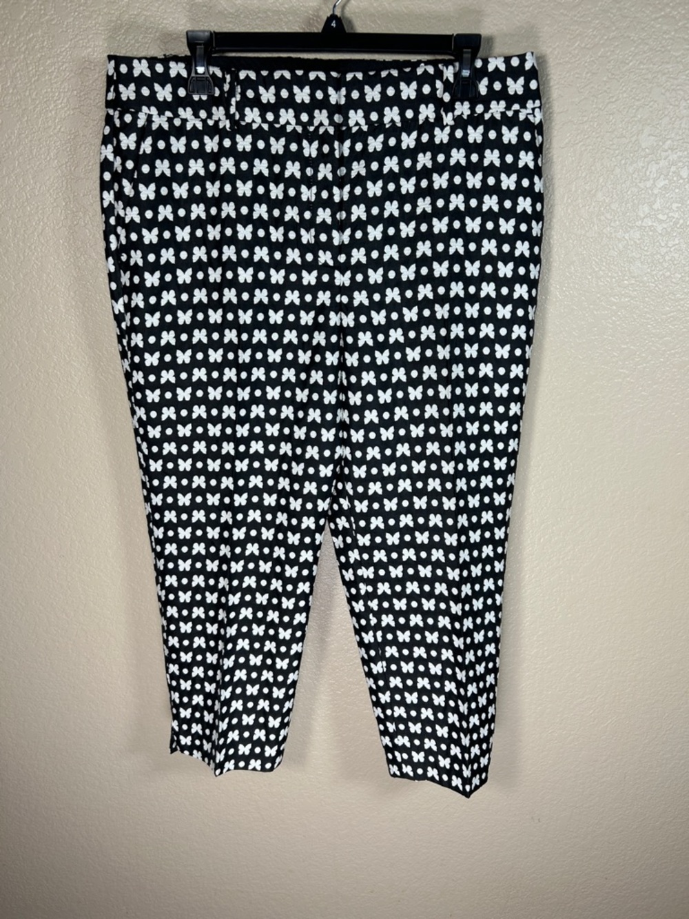 Talbots Black & White Patterned Crop Pants – Size 12 | Chic Career Casual